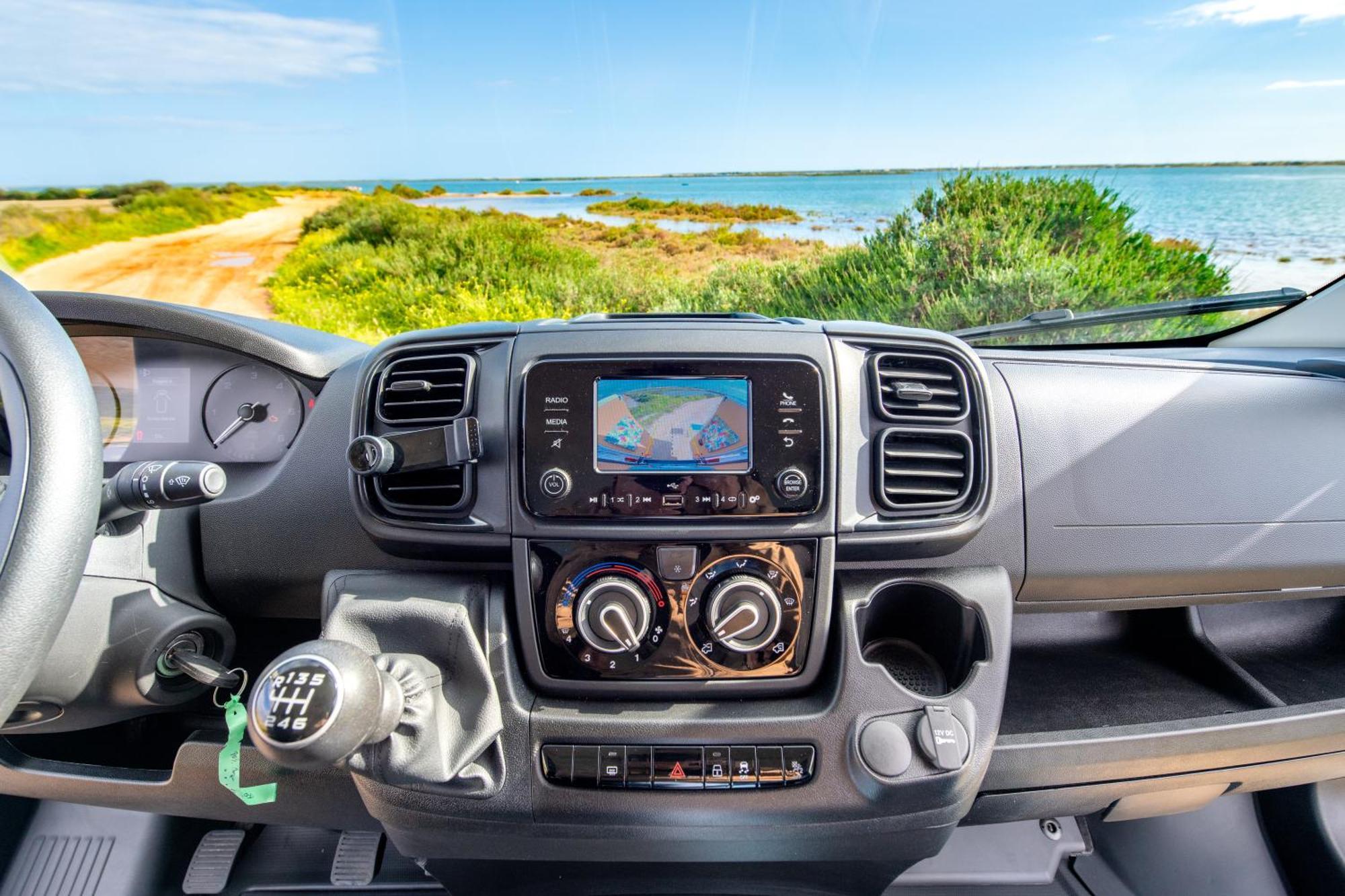 Ocean Camper - Campervan & Surf * Distrito de Faro